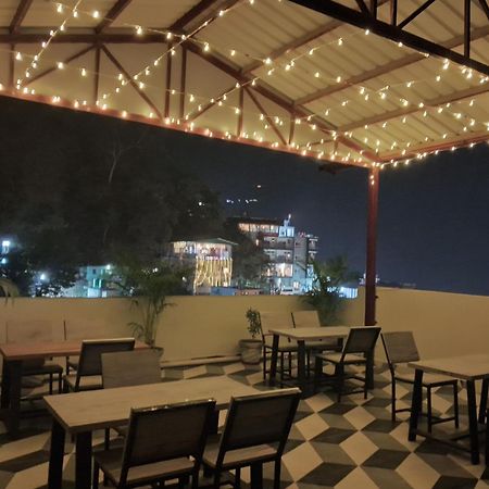 Hotel Hostel Vimal Ganga Rishīkesh Dış mekan fotoğraf